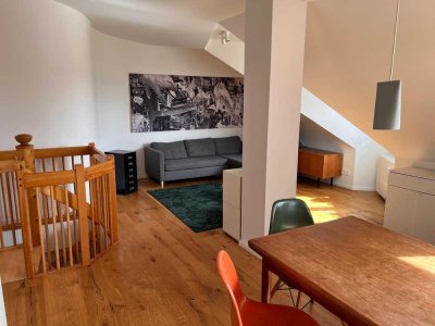 Möblierte Maisonette mit Süd-Dachterrasse in Friedrichshain - befristet