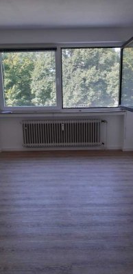 Teilmöbliertes Appartement in Uni-Nähe zu vermieten