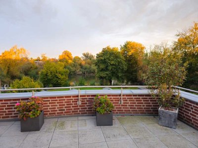 Schöne Penthouse-Wohnung mit großer Sonnenterasse in Krefeld Verberg