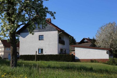 3-Zimmer Erdgeschosswohnung mit Terrasse und Garten