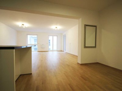 Geräumige 3-Zimmer-Wohnung mit Balkon, Trier Zentrum