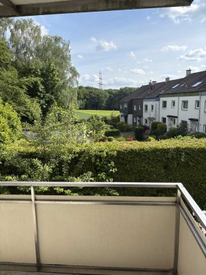 Schöne 3 Zimmer Wohnung mit Balkon!