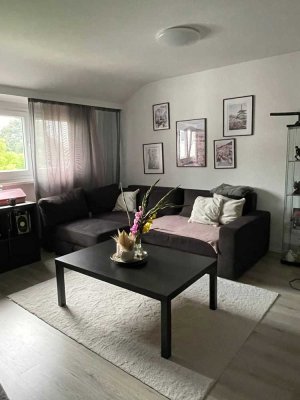 Ansprechende 2-Zimmer-DG-Wohnung in Leverkusen