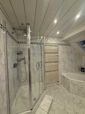 Charmante 4 1/2 ZKB-Maisonettewohnung /Schwetzinger Str.