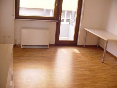 Freundliche 1-Zimmer-Wohnung im Zentrum von Pforzheim