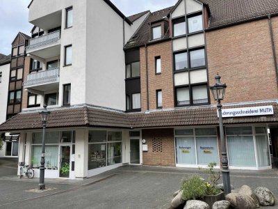 Mitten in SIEGURG,  Gepflegte 3-Zimmer-Wohnung mit Balkon und Einbauküche in zentraler Lage