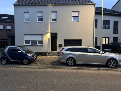 Modern saniertes Einfamilienhaus mit 8 Zimmern, Sauna, Balkon & Garage – zentral in Titz