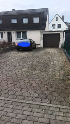 Preiswertes, modernisiertes 6-Raum-Einfamilienhaus in Essen Bochold
