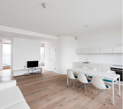 Charmante 2-Zimmer Dachgeschosswohnung mit Balkon in Prenzlauer Berg