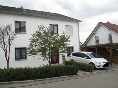 GIS IMMOBILIEN - Große DHH in Nandlstadt!
