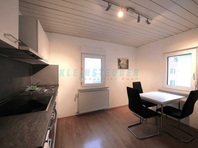 Schöne WG-Wohnung mit Balkon