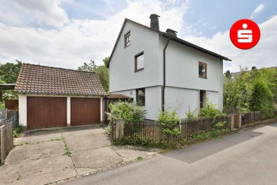 Älteres, charmantes Zweifamilienhaus in Nürnberg Moorenbrunn