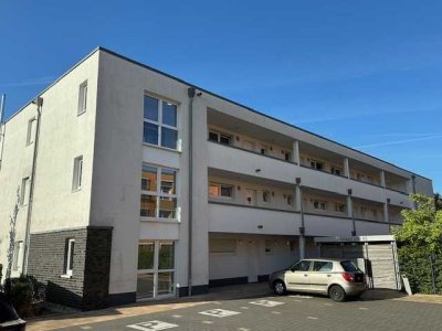 Hochwertige Erdgeschosswohnung mit Garten und PKW-Stellplatz