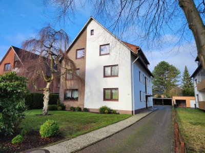 Mitten in Spaden - ruhig gelegene 2 Zi.- Dachgeschosswohnung + Garage