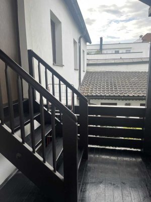 Charmante 2- Zimmer Altbauwohnung in der Altstadt