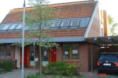 Schöne und gepflegte 7-Zimmer-Doppelhaushälfte mit geh. Innenausstattung in Schwerin Friedrichsthal
