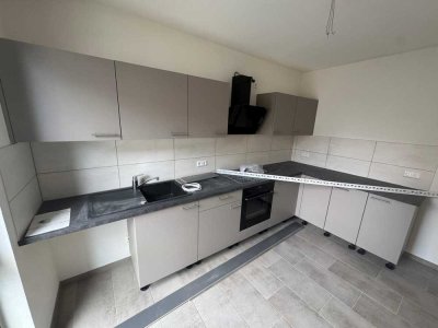 Erstbezug mit Einbauküche: Exklusive 4-Raum-Maisonette-Wohnung mit lux. Innenausstattung