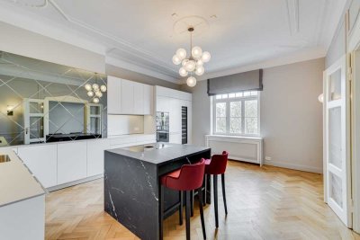 Luxuriöse Jugendstil-Altbau 4-Zimmer-Wohnung in Schwabing