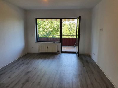 Gepflegte 2-Zimmer Wohnung im 2. OG mit Balkon in Karlsruhe-Neureut