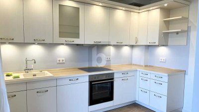 ZUHAUSE IM GRÜNEN – HELL, MODERN, RUHIG