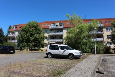 Bezugsfreie u. helle 3-Zi.- ETW, EBK, Balkon und Stellplatz in moderner Wohnanlage- Borna- Zedtlitz