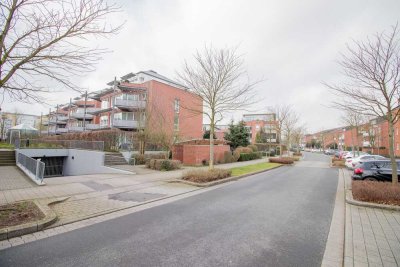 Moderne, sonnenverwöhnte Wohnung mit Balkon