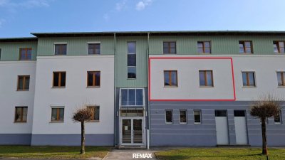 Helle 3-Zimmer-Eigentumswohnung mit Loggia