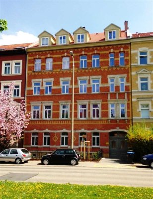 ERFURT / TOP 3-ZIMMER-WOHNUNG MIT BALKON / GÄSTE-WC / VIDEO-GEGENSPRECHANLAGE