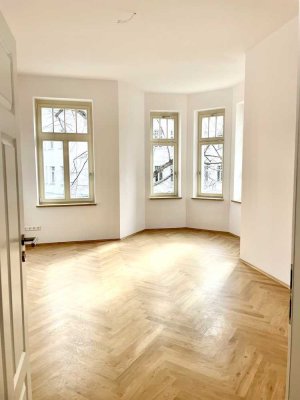 *ERSTBEZUG in Schleußig: Wunderschöne Wohnung mit Balkon und Gäste-WC*  WE 05