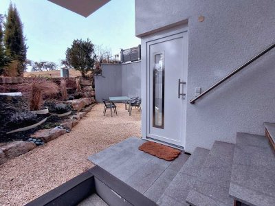 Sehr schöne  und  ruhig gelegene 3-Zimmer-Wohnung mit Terasse und EBK in Auenwald