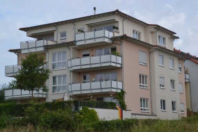 Sehr sonnige und gepflegte 4-Zimmerwohnung