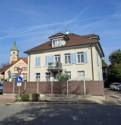 4,5 Zimmer-Wohnung mit Einbauküche und großer Terrasse im Zentrum von Schliengen