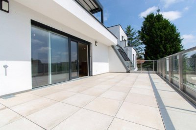 3-ZIMMER-WOHNUNG DACHGESCHOSS WOHNUNG MIT TERRASSE - NUR 280m ZUR ALTEN DONAU!