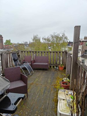 ***KREUZVIERTEL-Schöne Maisonettewohnung mit Dachterrasse + Balkon, Kamin, Dielen,GästeWC & EBK ***