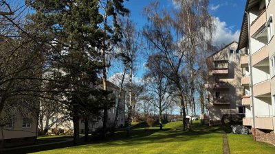 Gepflegte 4-Zimmer-Wohnung im 2. OG mit Balkon in Kassel-West