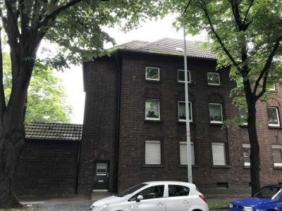 Interessante 3-Zimmer-Wohnung mit Garten in Duisburg Beeckerwerth