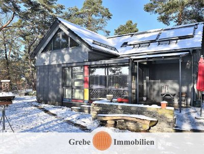 Effiziente Architektenperle im Wald mit Feldrandlage inkl. Gästehaus!