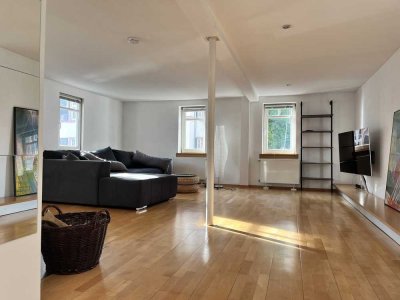 Furnished / möblierte 1 Bedroom / 2 Zimmer Loft Apartment with Terrace and Private Entrance