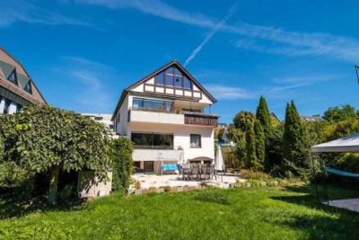 Geräumiges, preiswertes 8-Zimmer-Einfamilienhaus mit gehobener Innenausstattung und EBK in Grafenau