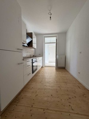 Exklusive 3-Zimmer-Wohnung mit neuer Einbauküche