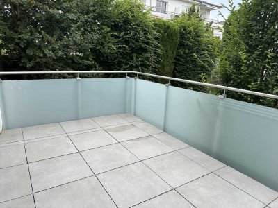 Moderne "luftige" Wohnung - Loft - mit Balkon + Terrasse