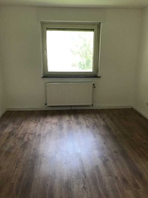 Gut geschnittene 3 Zimmer Wohnung