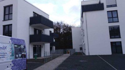 2-Zimmer-Wohnung mit Balkon und EBK in Obertshausen
