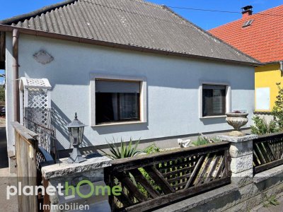 Gepflegter Bungalow : Wohnen auf einer Ebene