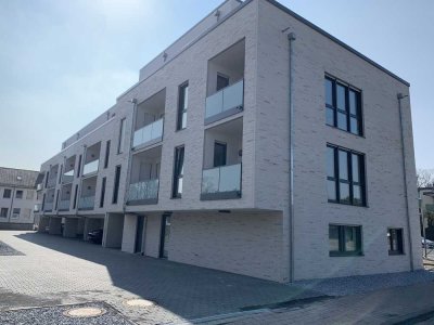 Gemütliche Wohnung mit Loggia, KfW-55-Haus (Erdwärme), Aufzug