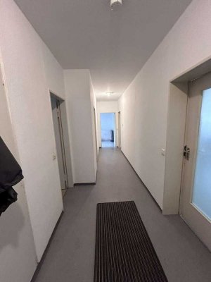 Gut geschnittene Wohnung, ruhige Lage, fast alles zufuss erreichbar