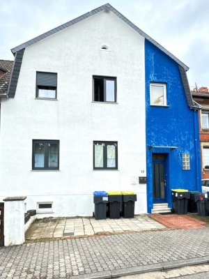 Gepflegtes Zweifamilienhaus in guter Lage von Gersweiler
