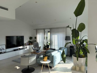 Wunderschöne 4Z-Penthouse Wohnung mit Skyline Blick