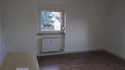 Schöne und modernisierte 3-Zimmer-Erdgeschosswohnung in Winden