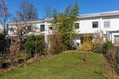 NEU: Teilmodernisiertes Reihenmittelhaus mit Garten für die kleine Familie